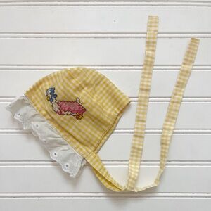 HANDMADE VINTAGE 50s 60s EUC Hand Stitched Mother Goose Gingham Eyelet Bonnet